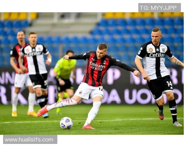 AC米兰与曼彻斯特联激战正酣谁将赢得这场巅峰对决